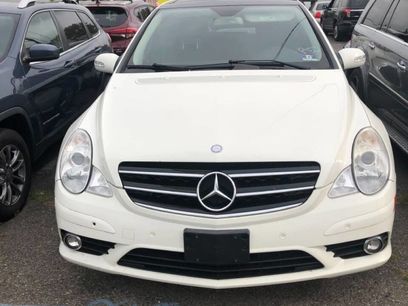 Used 2009 Mercedes-Benz R 350 4MATIC w/ Premium 1 Pkg