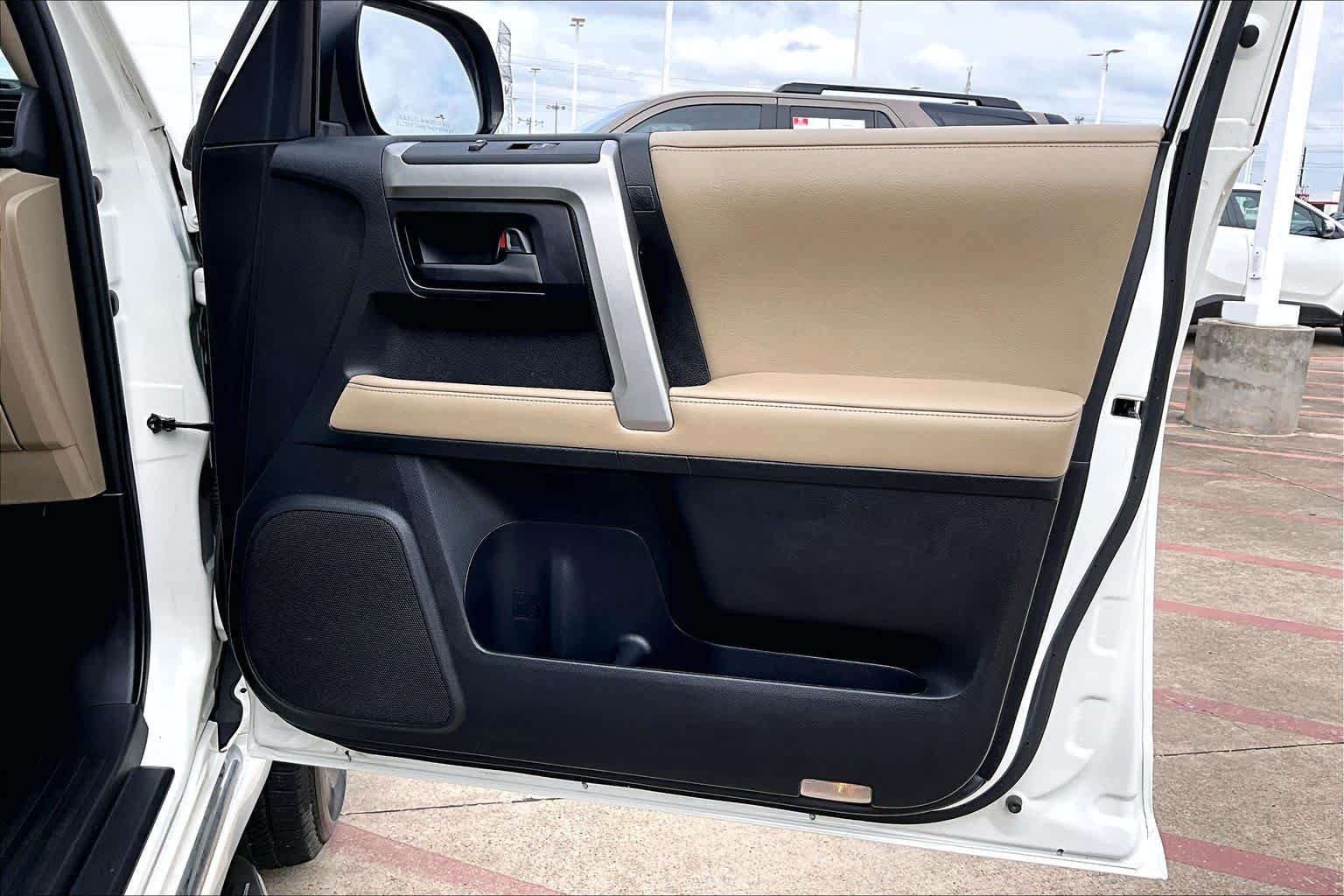Used 2013 Toyota 4Runner SR5 w/ Premium Pkg RWD image 21