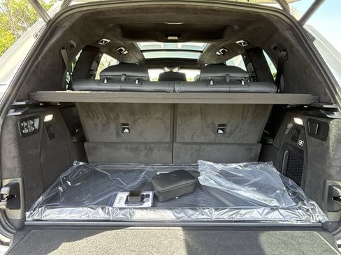 Used 2027 BMW X7 xDrive40i w/ M Sport Package AWD/4WD image 21