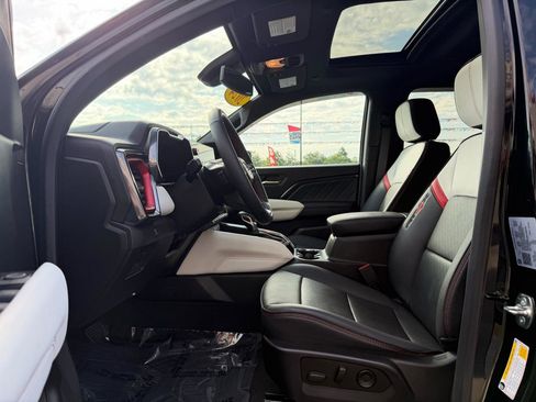 Used 2024 GMC Canyon AT4X AWD/4WD image 14