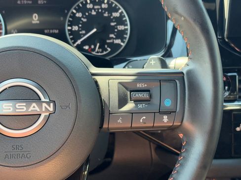 Used 2025 Nissan Pathfinder Rock Creek AWD/4WD image 13