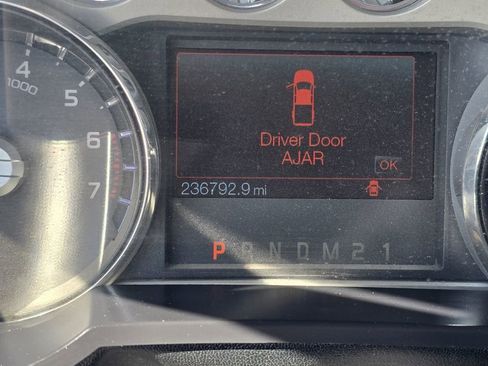 Used 2012 Ford F250 Lariat w/ FX4 Off Road Pkg image 9