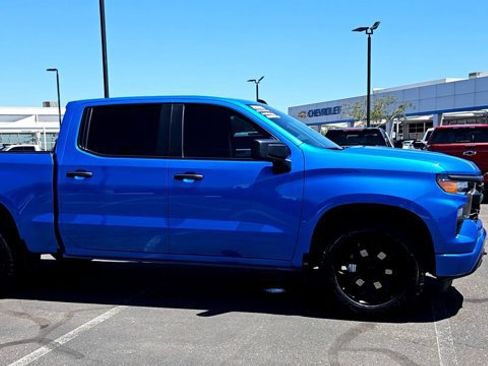 Certified 2025 Chevrolet Silverado 1500 Custom RWD image 9