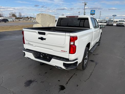 Used 2024 Chevrolet Silverado 1500 RST AWD/4WD image 7