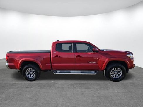 Used 2019 Toyota Tacoma SR5 image 2