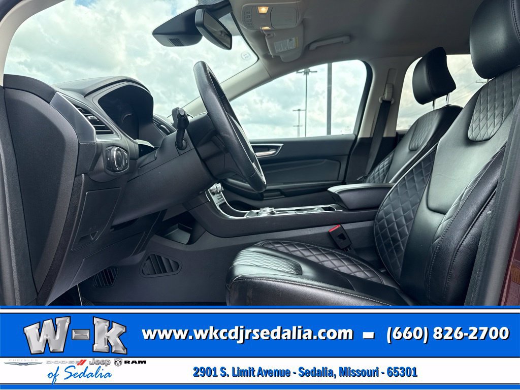 Used 2024 Ford Edge Titanium AWD/4WD image 18