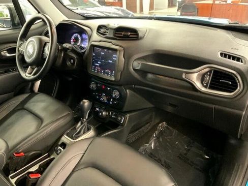 Used 2020 Jeep Renegade Limited w/ UConnect 8.4 Nav Group image 8