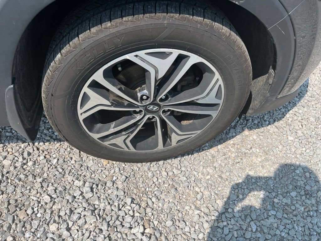 Used 2020 Hyundai Santa Fe Limited AWD/4WD image 28