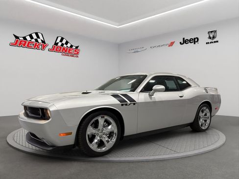 Used 2012 Dodge Challenger R/T RWD image 1