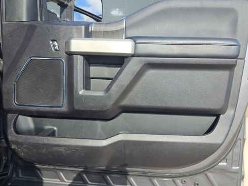 Used 2021 Ford F250 Lariat w/ Lariat Value Package image 14