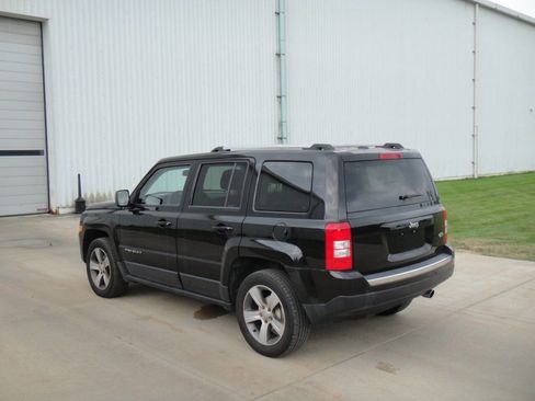 Used 2017 Jeep Patriot High Altitude image 9