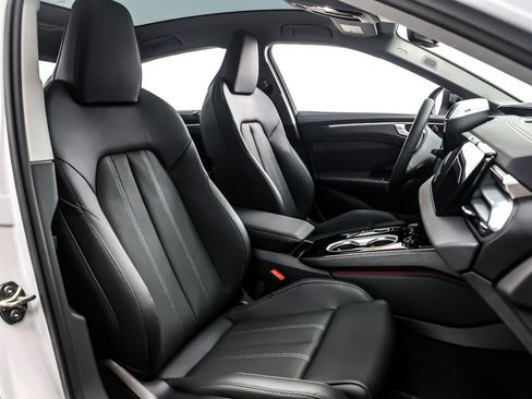 New 2026 Audi A6 Premium Plus image 7