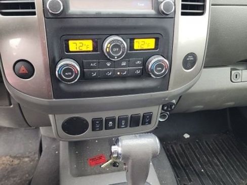 Used 2019 Nissan Frontier SL image 21