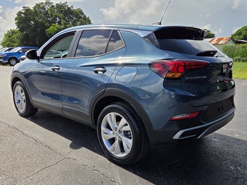 Certified 2026 Buick Encore GX Preferred w/ Comfort Package FWD image 3