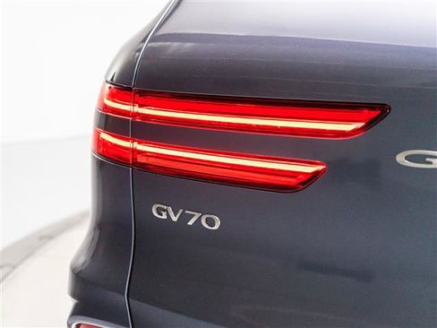 Used 2026 Genesis GV70 3.5T Sport Prestige AWD/4WD image 15