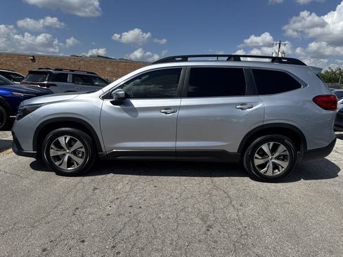 Certified 2024 Subaru Ascent Premium w/ Convenience Package AWD/4WD image 6