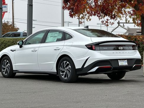 New 2026 Hyundai Sonata Blue image 6