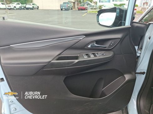 Used 2023 Chevrolet Bolt LT FWD image 15