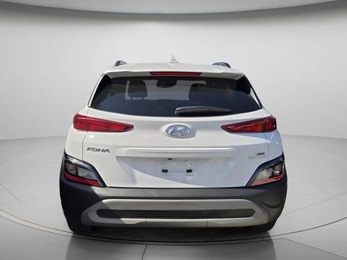 Used 2023 Hyundai Kona SEL AWD/4WD image 5