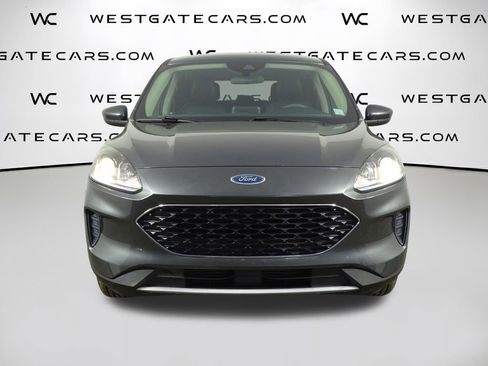 Used 2020 Ford Escape SE image 4