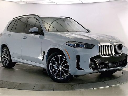 Used 2025 BMW X5 xDrive40i w/ Executive Package AWD/4WD image 1