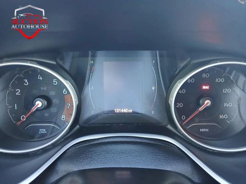 Used 2019 Jeep Compass Sport FWD image 9