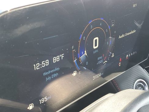 Used 2025 Chevrolet Equinox RS FWD image 12