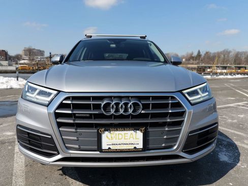 Used 2018 Audi Q5 2.0T Premium Plus w/ Premium Plus Package image 2