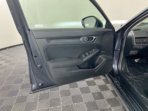Used 2025 Honda Civic LX image 17