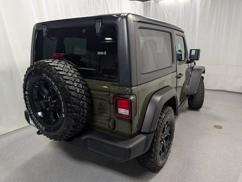 Used 2022 Jeep Wrangler Sport AWD/4WD image 4