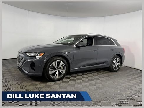 Used 2024 Audi Q8 e-tron Premium Plus w/ Premium Plus Package AWD/4WD image 1