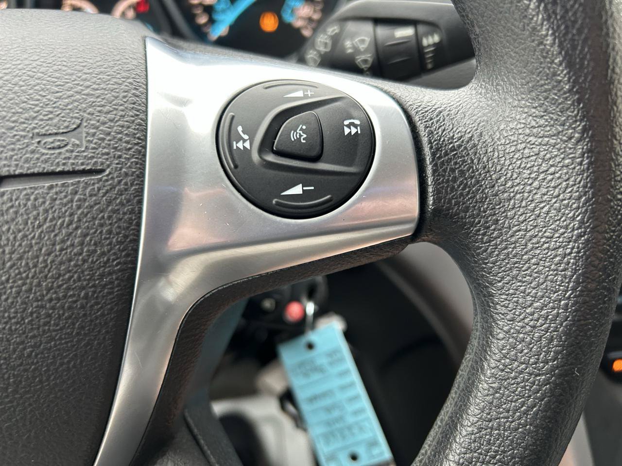 Used 2016 Ford Escape SE w/ Equipment Group 201A FWD image 19