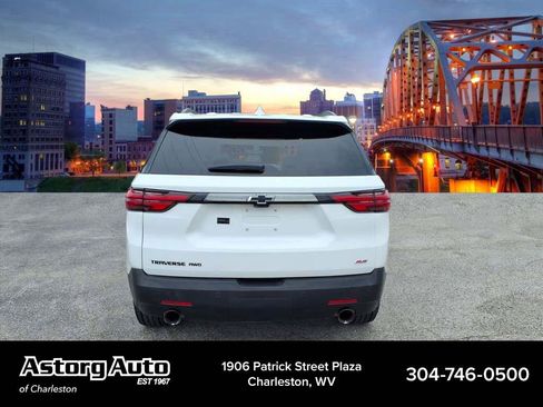 Used 2023 Chevrolet Traverse RS w/ LPO, Floor Liner Package AWD/4WD image 4