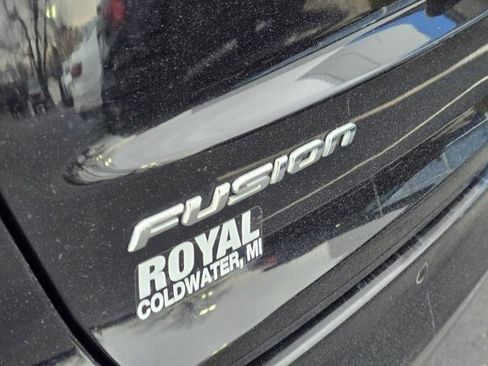 Used 2020 Ford Fusion Titanium image 6