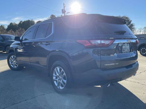 Used 2020 Chevrolet Traverse LT image 4