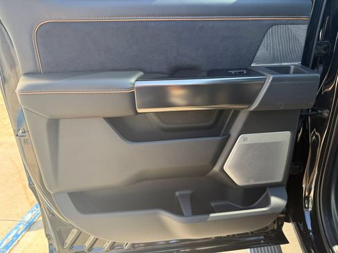 Used 2024 Ford F250 Platinum AWD/4WD image 17