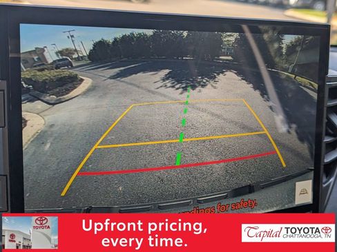 Used 2024 Toyota Tundra Limited AWD/4WD image 21