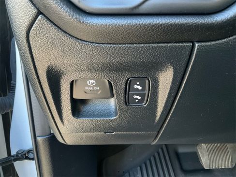 Used 2022 RAM 1500 Big Horn image 10