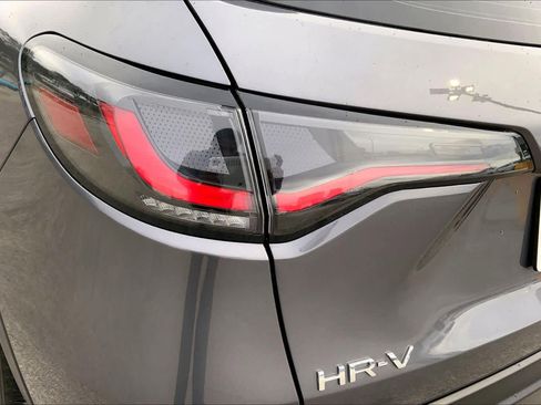 Used 2025 Honda HR-V LX image 34