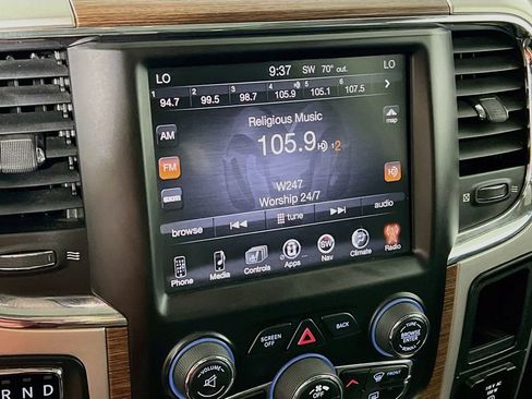Used 2016 RAM 1500 Laramie w/ Convenience Group AWD/4WD image 13