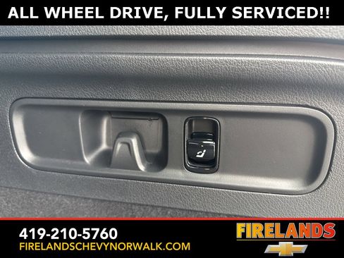 Used 2023 Mercedes-Benz GLC 300 4MATIC image 40