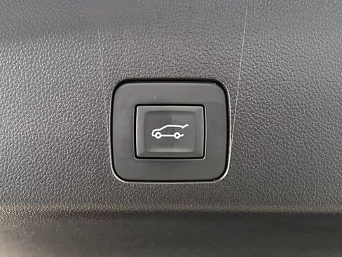 Used 2023 Buick Encore GX Select w/ Sport Touring Package image 38