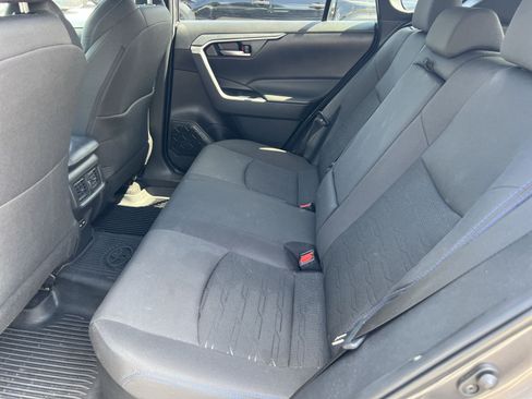 Used 2025 Toyota RAV4 SE AWD/4WD image 25