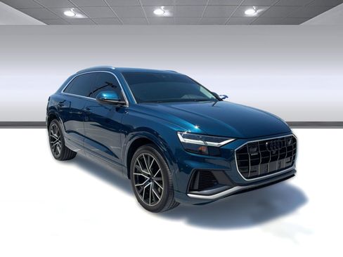 Certified 2022 Audi Q8 Premium Plus AWD/4WD image 7