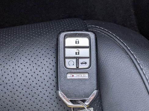 Used 2022 Honda Insight Touring image 28