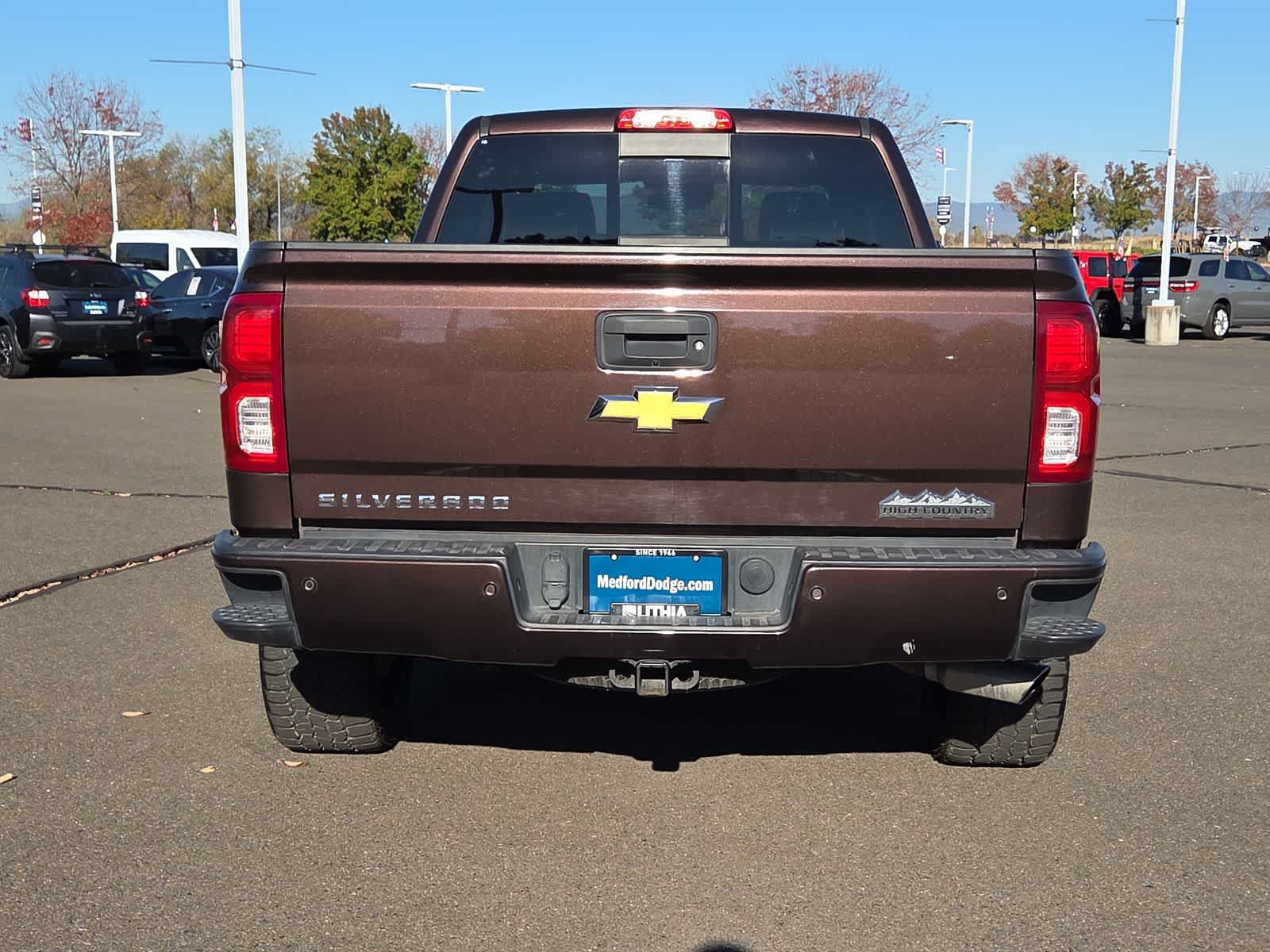 Used 2016 Chevrolet Silverado 1500 High Country w/ High Country Premium Package AWD/4WD image 13