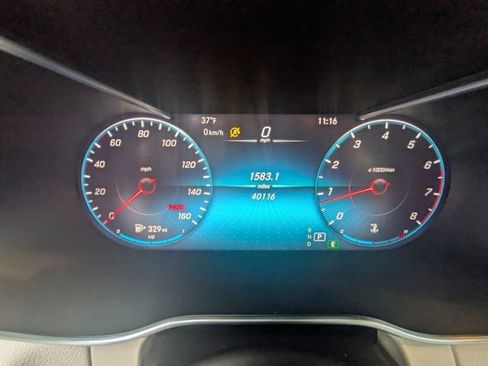 Used 2021 Mercedes-Benz GLC 300 4MATIC image 21