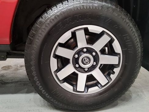 Used 2022 Toyota 4Runner TRD Off-Road Premium image 42