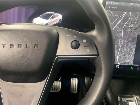 Used 2022 Tesla Model S image 23