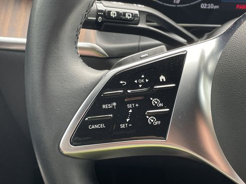 Certified 2025 Mercedes-Benz GLC 300 image 27